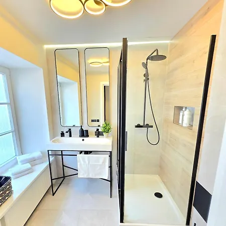 Stylish Old Town Getaway Appartement