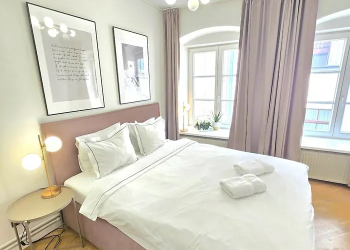 Stylish Old Town Getaway Dzīvoklis